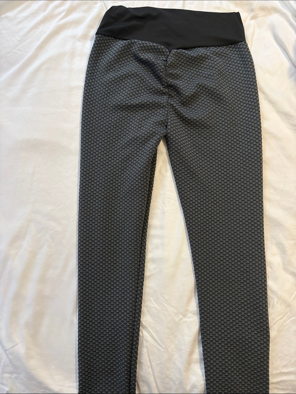 Tik-Tok Black & Gray Textured Leggings